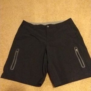 REI black shorts women's sz 10